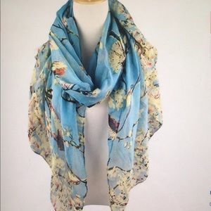 NWT Fashion Scarf